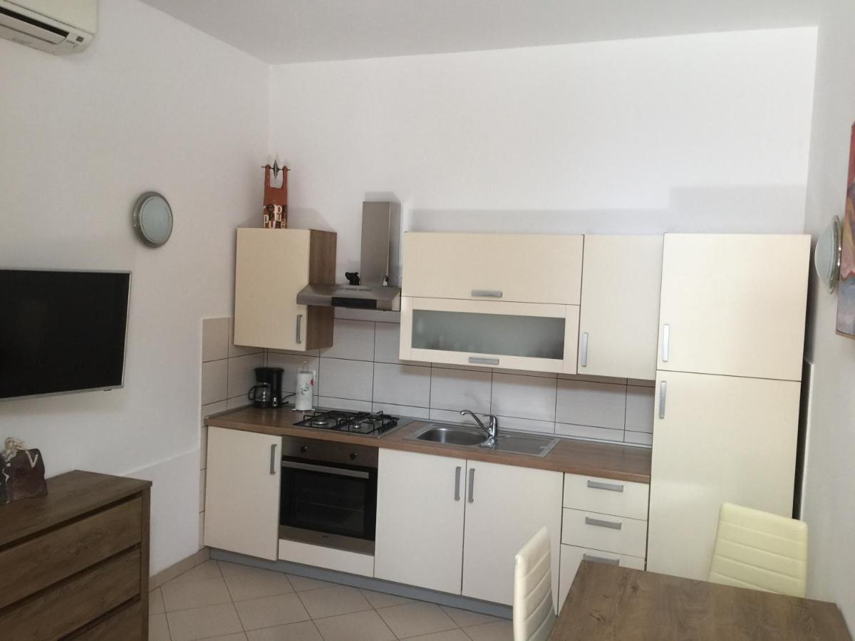 Apartma Izola Buitenkant foto