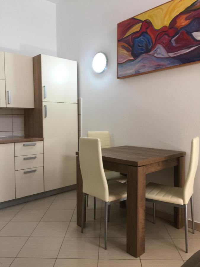 Apartma Izola Buitenkant foto